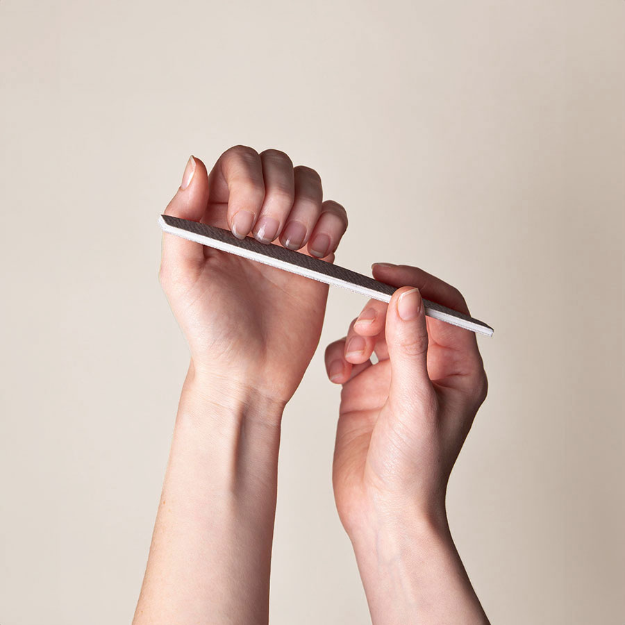 Sleek Nail Bar